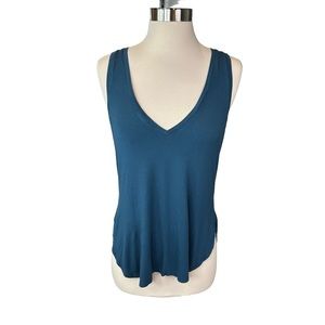 Babaton Artizia Tank Top Womens Sleeveless Stretch V Neck Blouse Blue Small